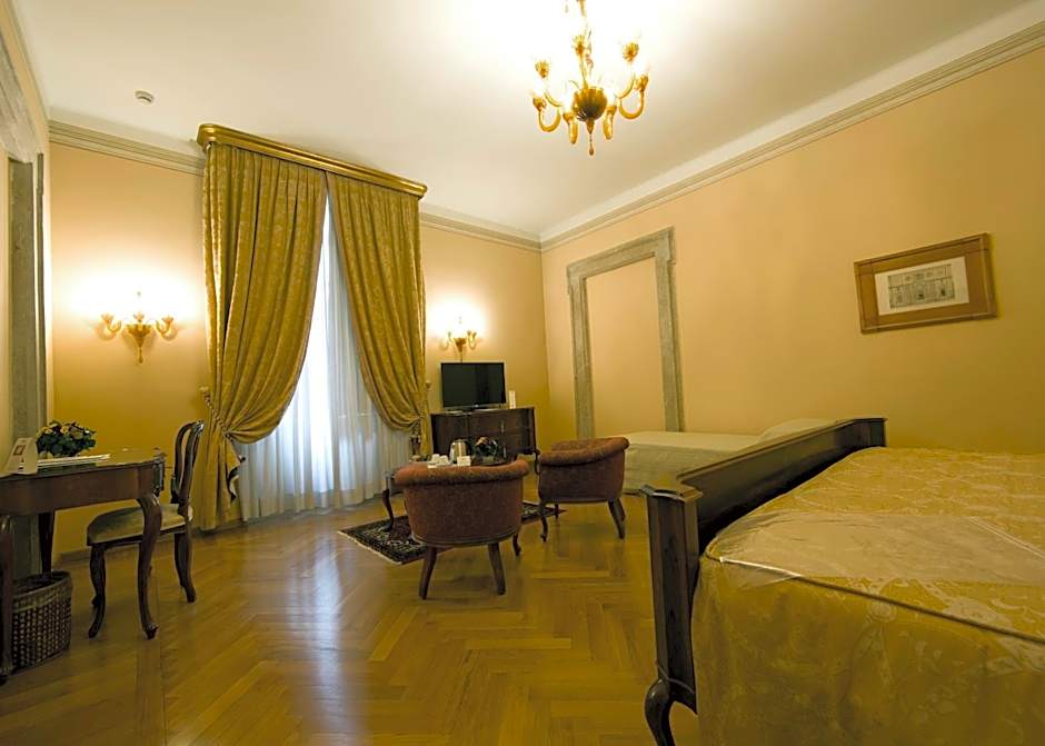 Villa Fenaroli Palace Hotel