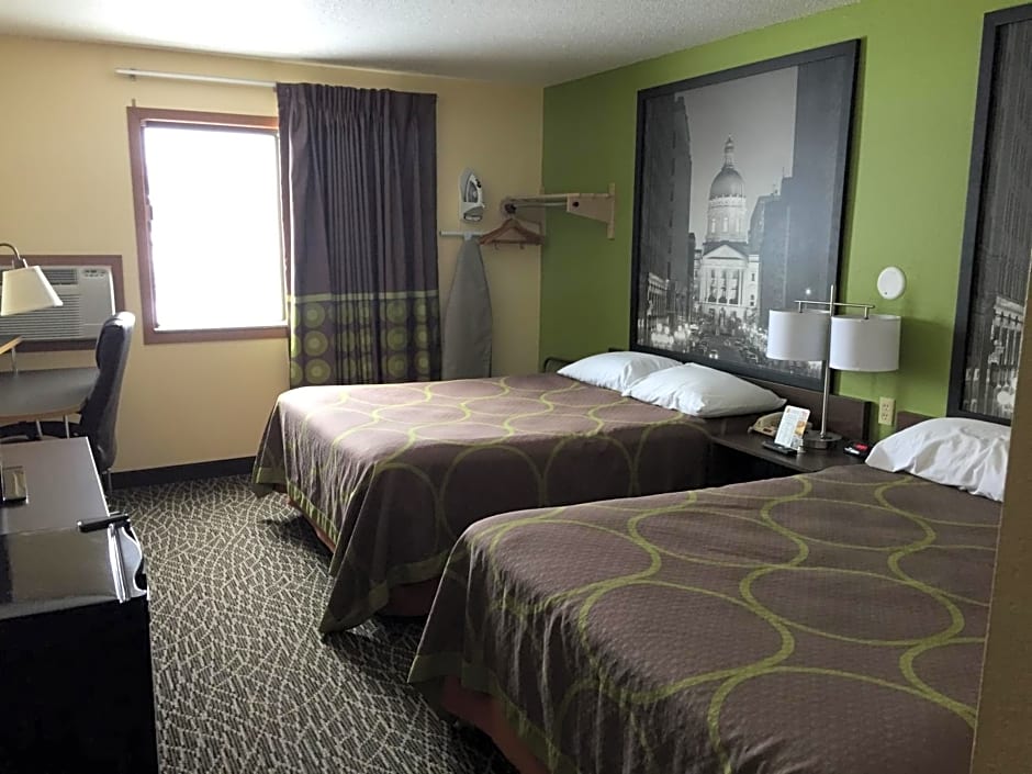 Super 8 by Wyndham Muncie/Ball St. College Area