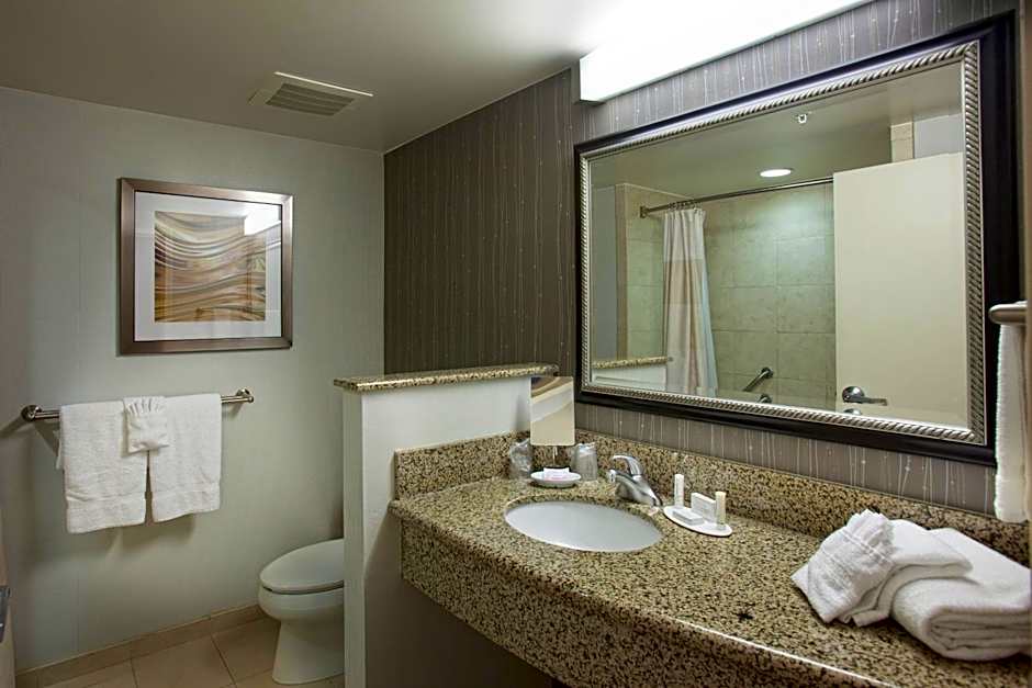 Courtyard by Marriott Fayetteville