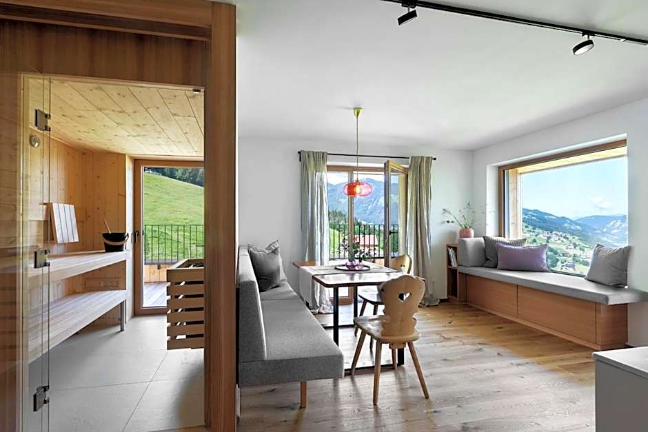 Holzhackerin - the charming Haus am Berg