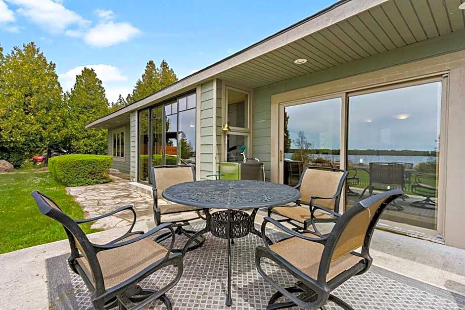 Georgian Legendary Tobermory Retreat With Hot Tub