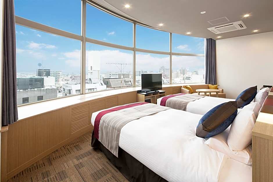 Photo 1 of 5 of Deluxe 2 Beds with Extra Bed, Nonsmoking