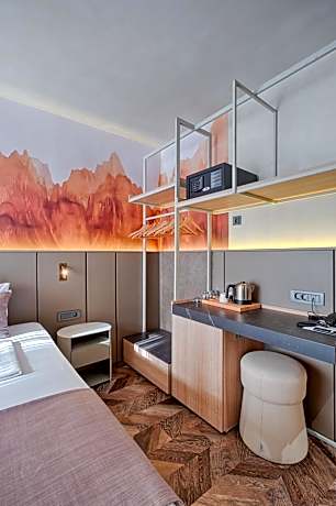 Double Room with Mountain View