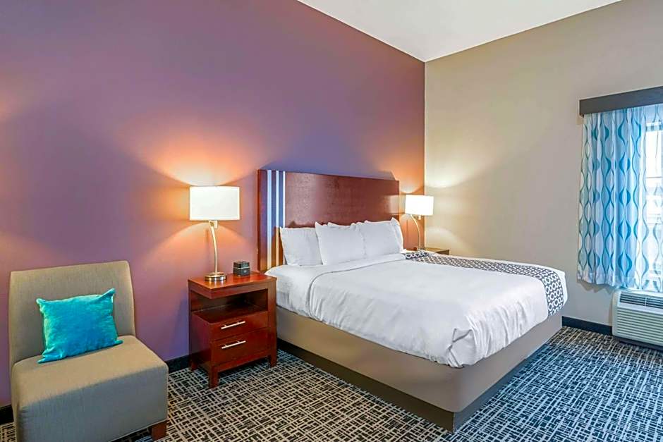 La Quinta Inn & Suites by Wyndham Oklahoma City Yukon