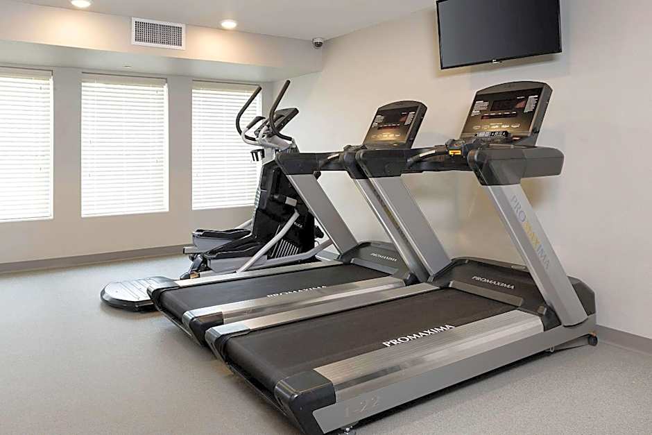 Woodspring Suites Houston IAH Airport