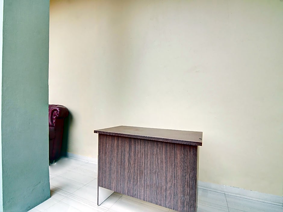 OYO 93087 Wisma Apel Syariah