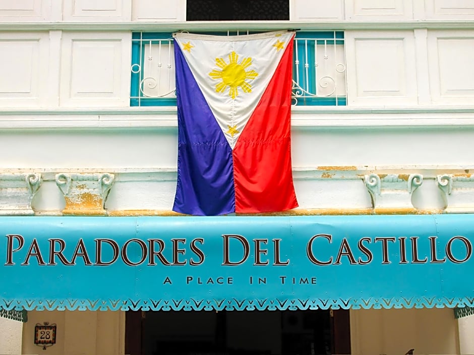 Paradores Del Castillo
