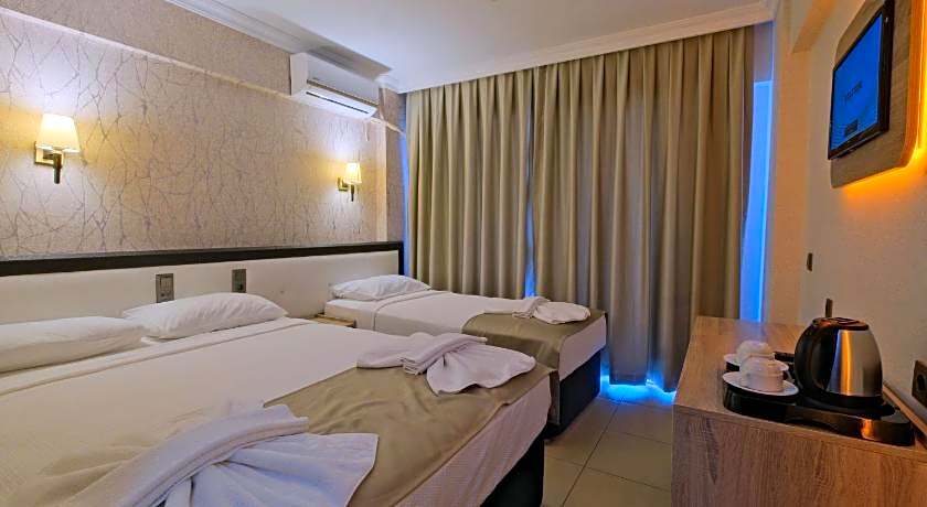 MONİ HOTEL