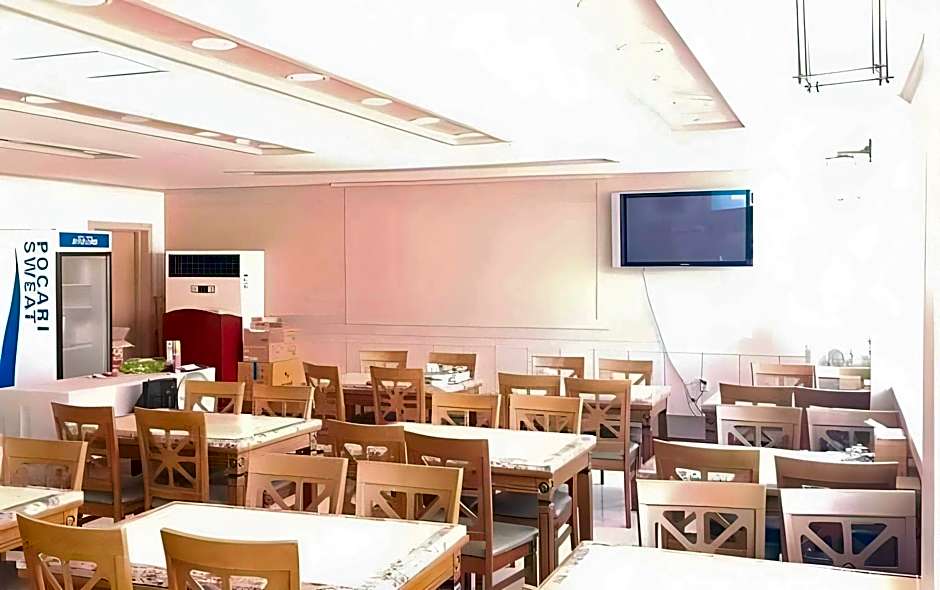 Goodstay Arirang Hotel