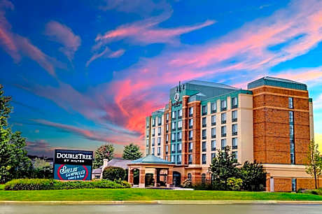 DoubleTree by Hilton Pleasant Prairie Kenosha