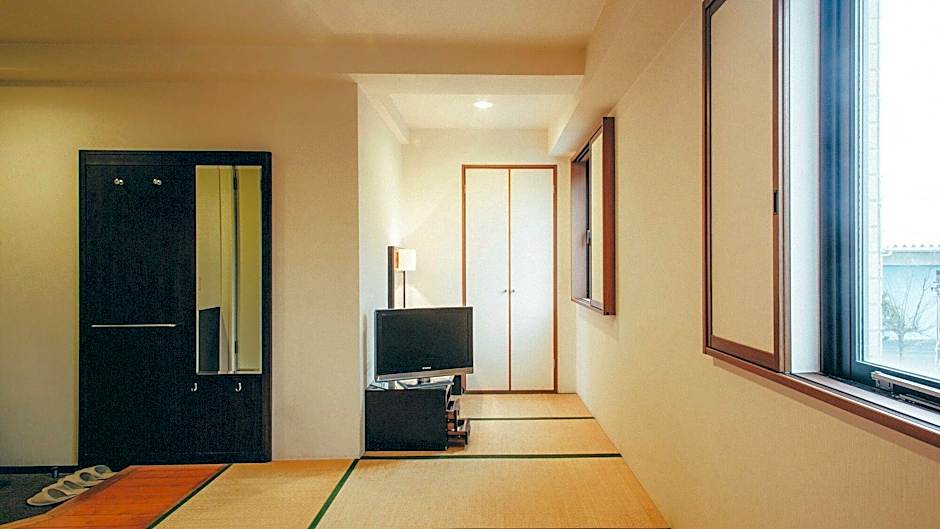 Kuretake-Inn Yaizuekimae