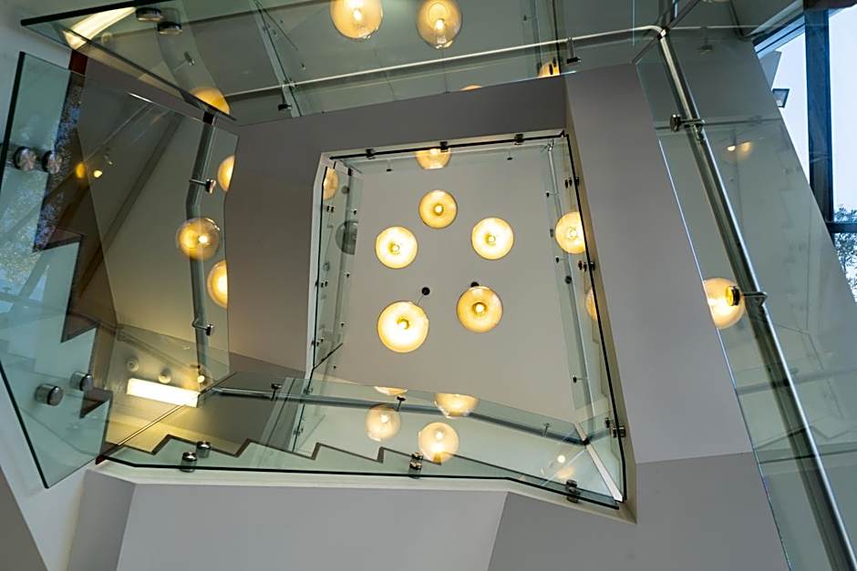 Best Western Plus Camperdown Suites