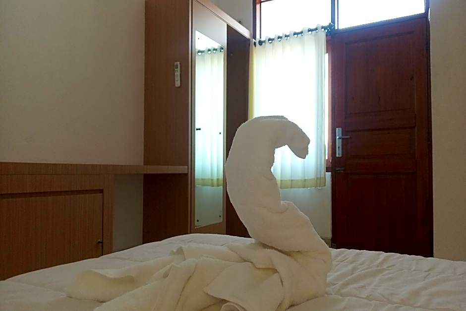 Guest House Simalem