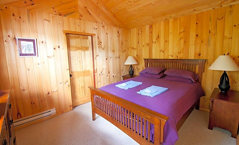 Photo 1 of 4 of Chalet