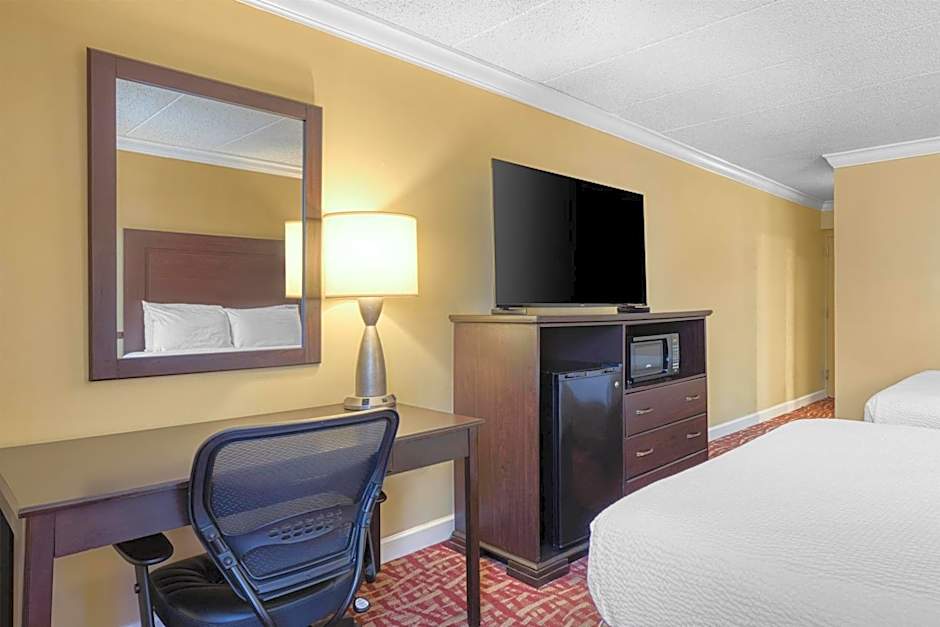 Best Western Plus Wilkes Barre Center City