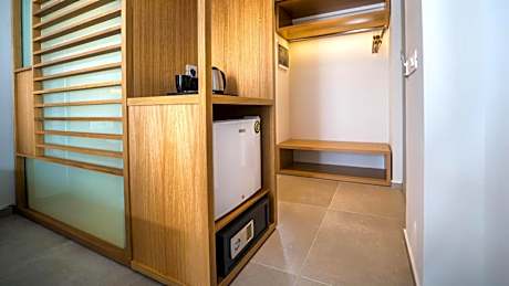 Superior Double or Twin Room with Side Sea View