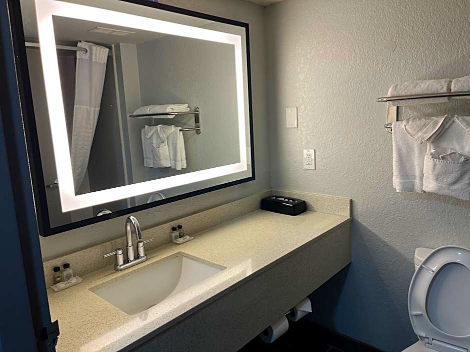 Sky Point Hotel & Suites - Atlanta Airport