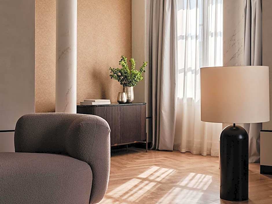 Crown Krakow - Handwritten Collection