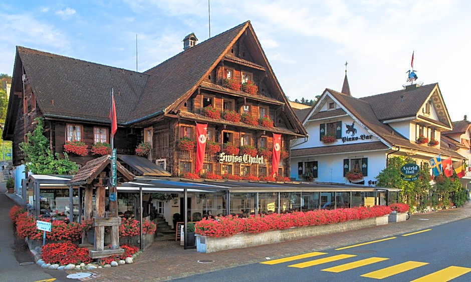Swiss-Chalet Merlischachen - Historik Chalet-Hotel Lodge