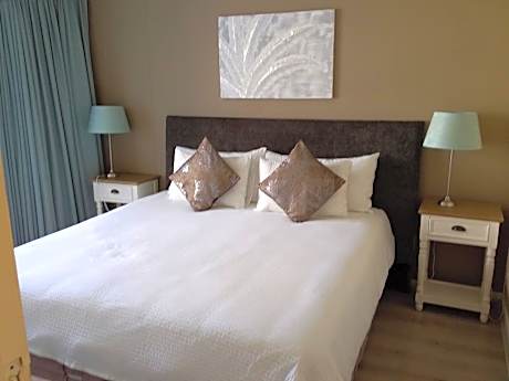 Sunset 786 Holiday Accom-212