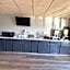 Super 8 by Wyndham Macomb