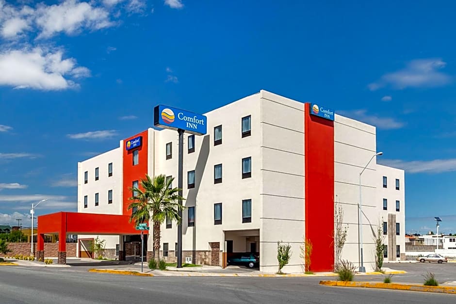 Photo 1 of 21 of Comfort Inn Chihuahua