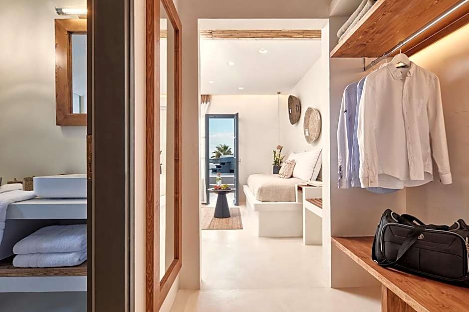 Parian Boutique Hotel