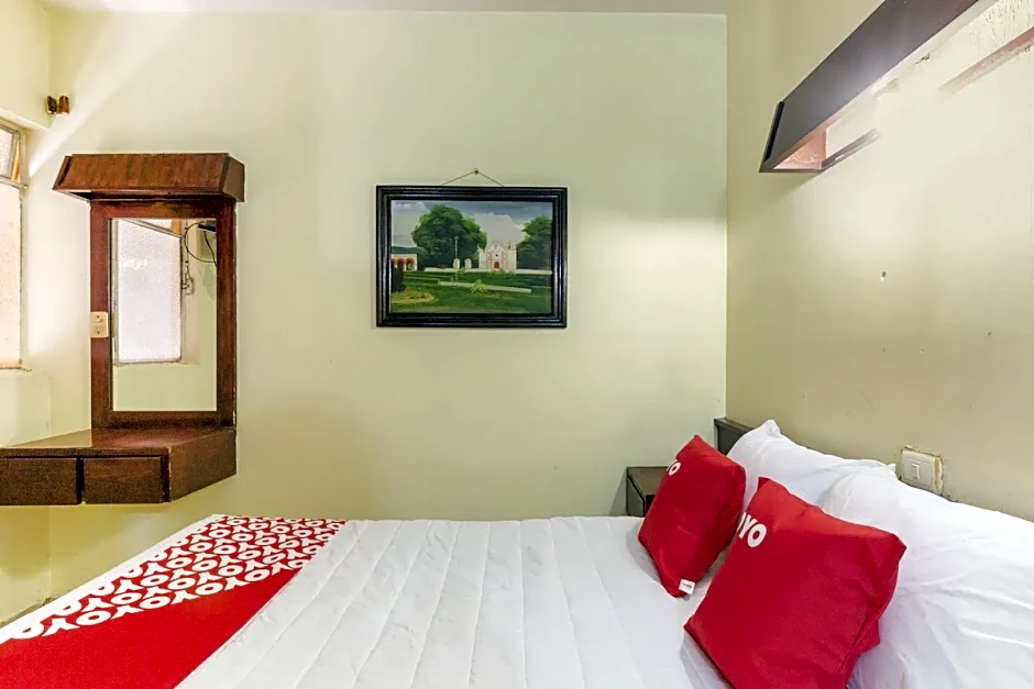 OYO Hotel Emperador