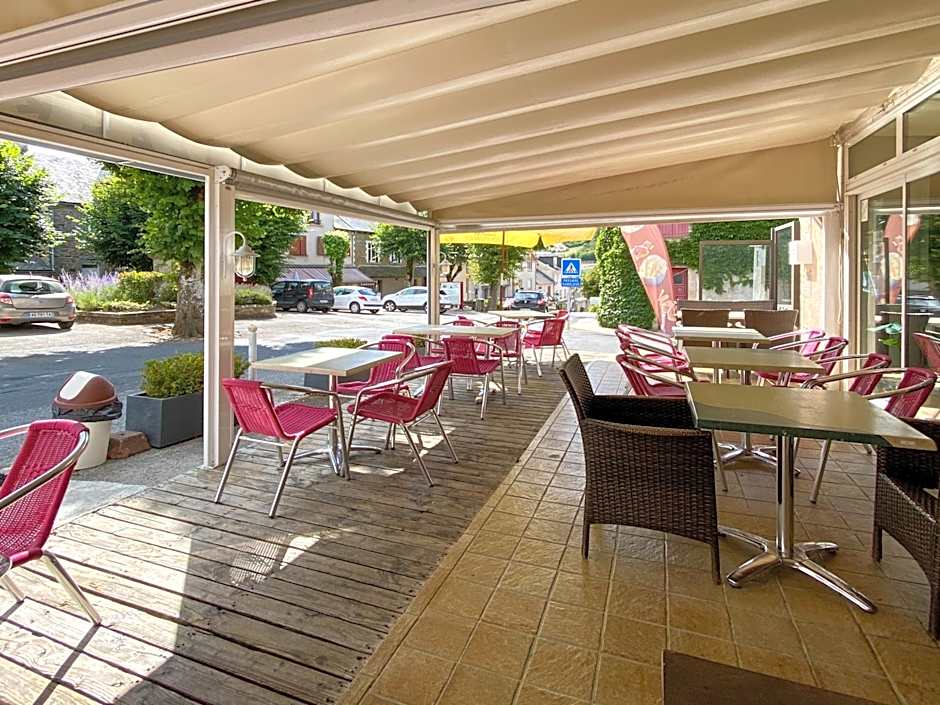 Hôtel Les Tilleuls de Pareloup à Salles-Curan