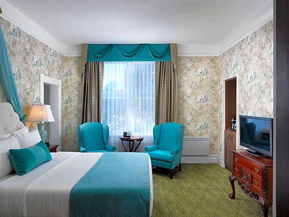 Pendray Inn and Tea House