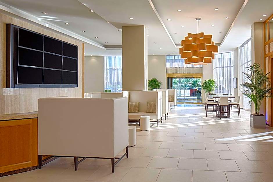 DoubleTree By Hilton Houston Greenway Plaza