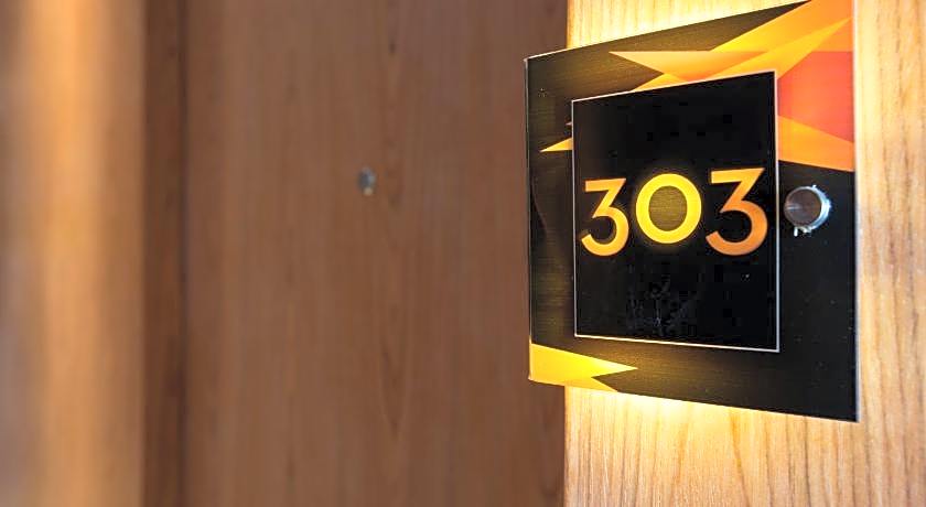 Yellow Star Ambarukmo Hotel