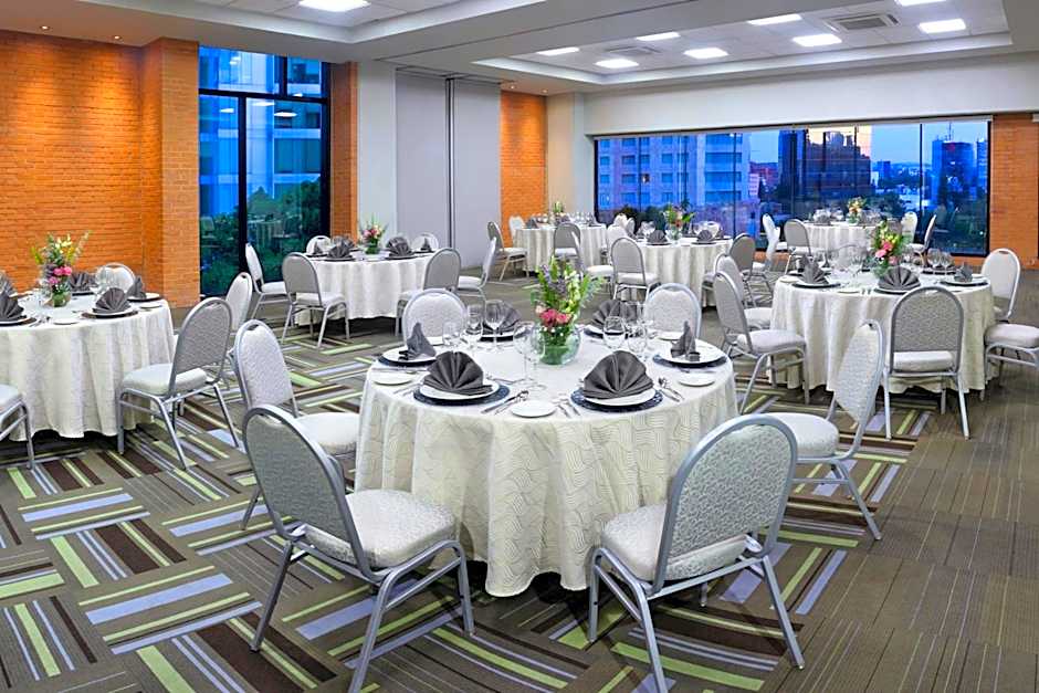 Hotel Guadalajara Country Club by HNF