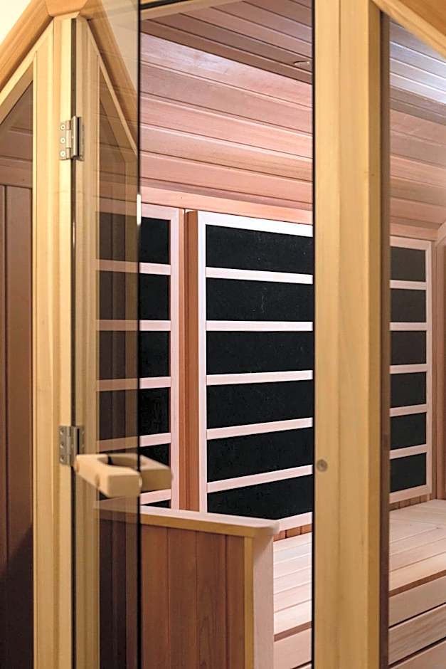 Inhabit Queen's Gardens, a Member of Design Hotels