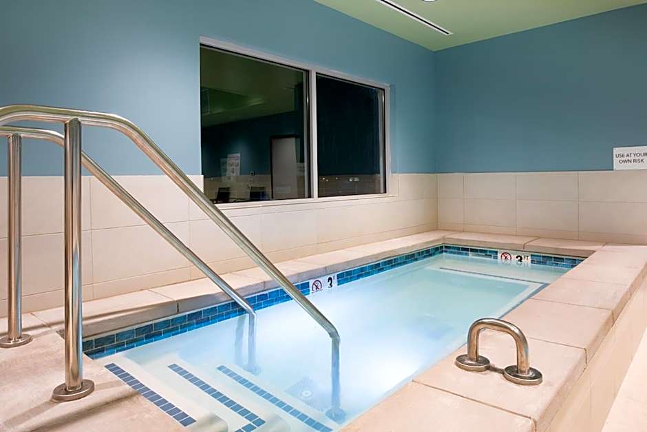 Holiday Inn Express And Suites Ely By IHG