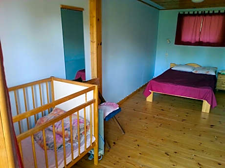 Double Room (1 Adult + 1 Child)