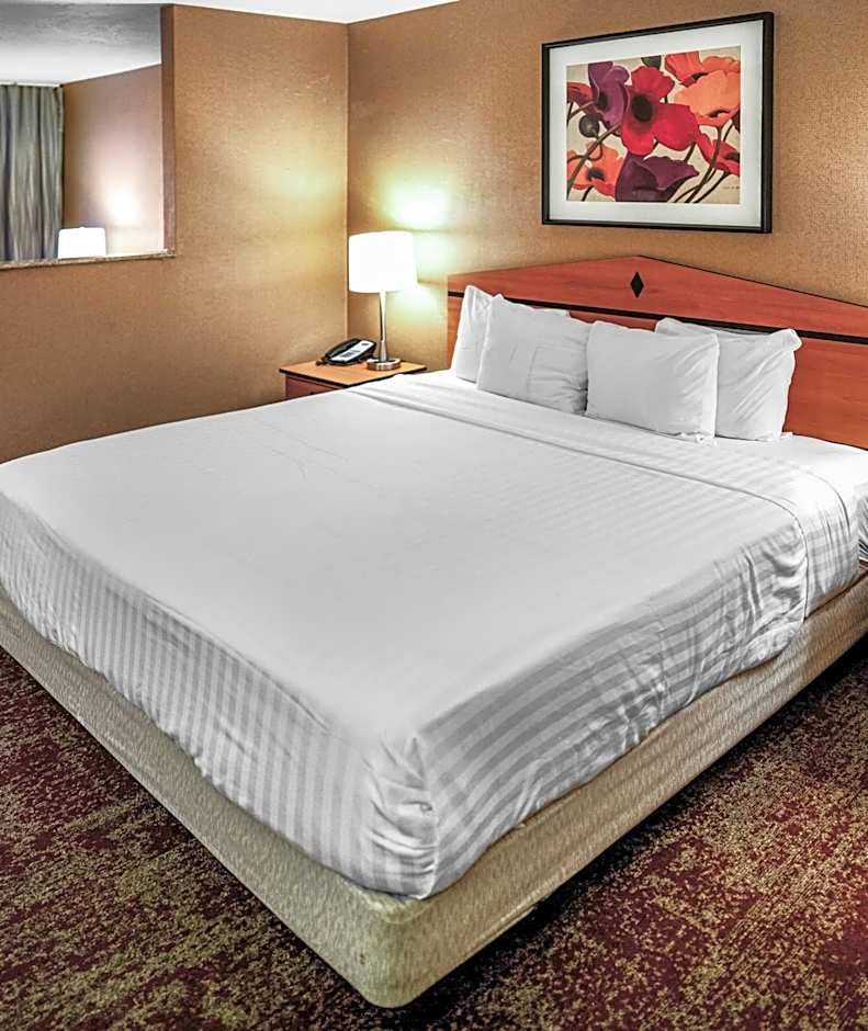 Crystal Inn Hotel & Suites - Midvalley