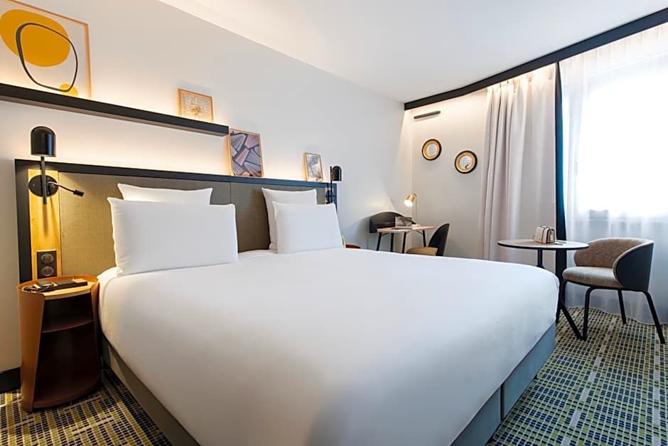 Mercure Paris Bercy Bibliotheque