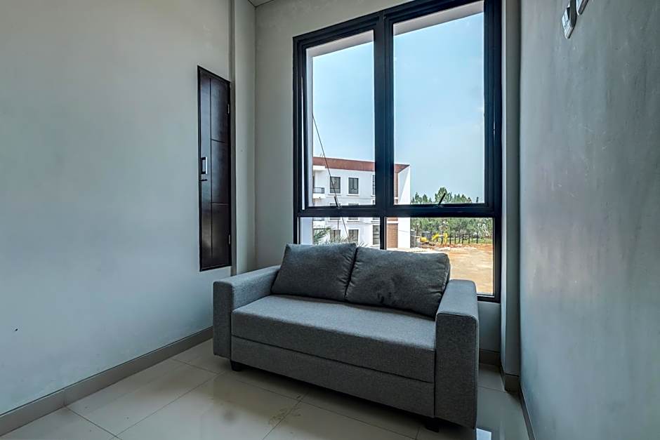 OYO Life 93289 Jelita Residence 2