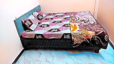 Mahadeva Guest House
