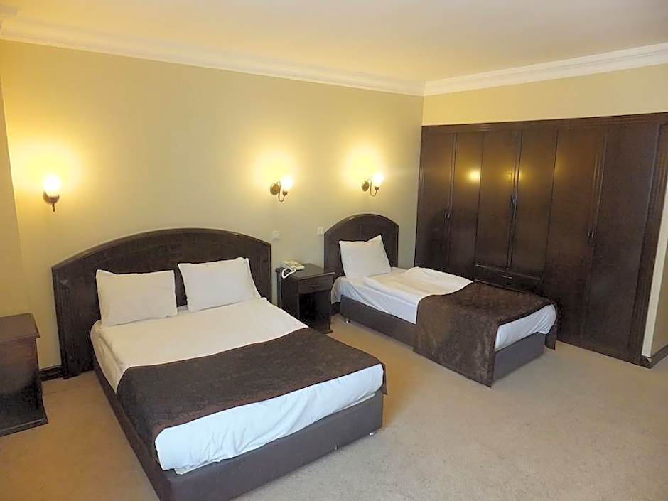 Genç Yazıcı Hotel Uludağ