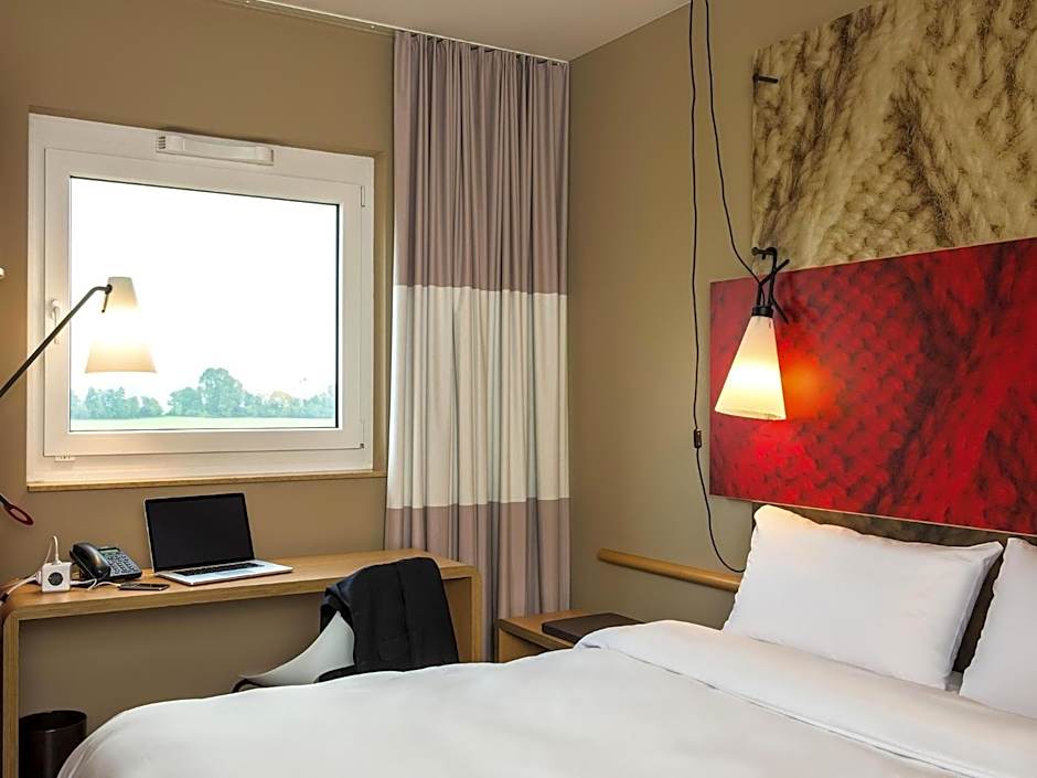 Ibis Cambrai