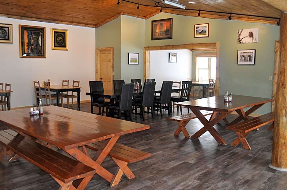 Crooked Creek Guest Ranch