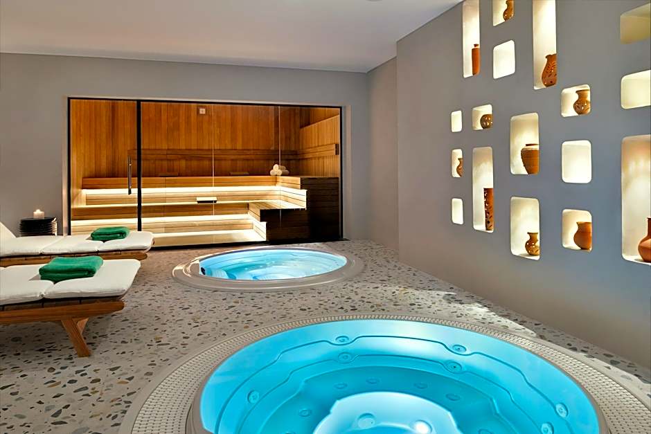 Hotel Indigo Jabal Akhdar Resort & Spa by IHG