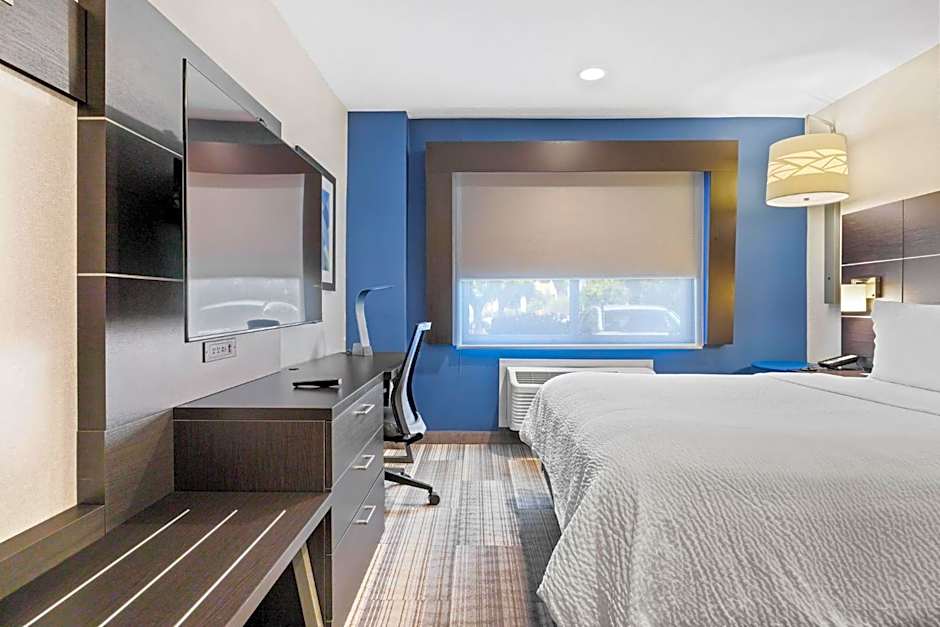 Holiday Inn Express Sunnyvale - Silicon Valley By IHG