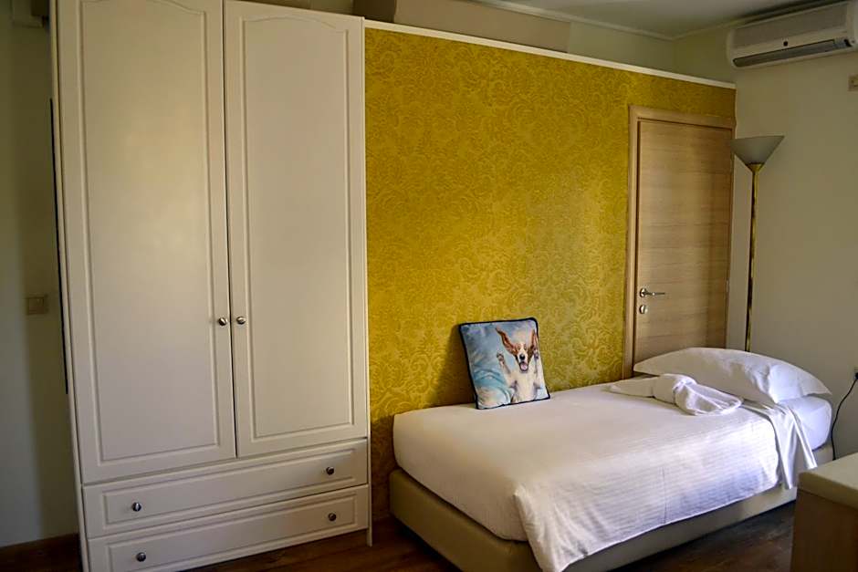 Rivitel Marousi Apartments