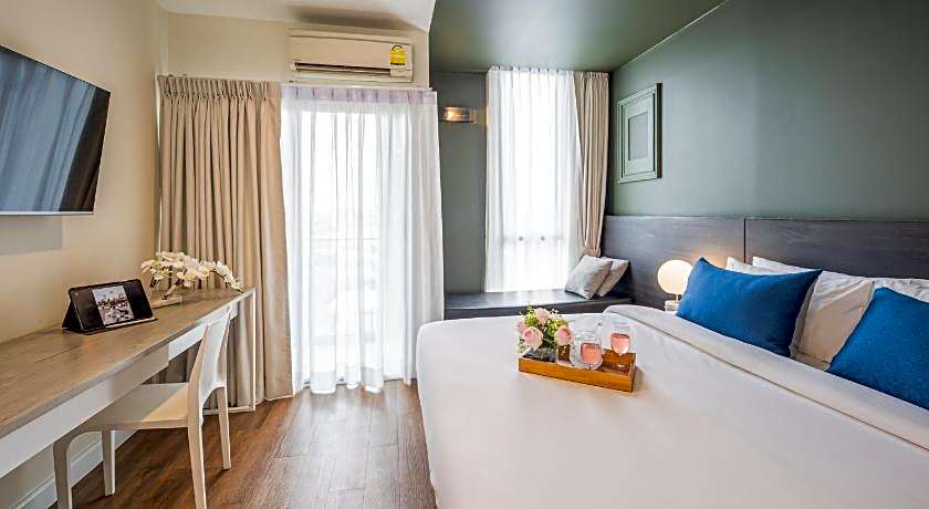 Blue Hippo Hotel