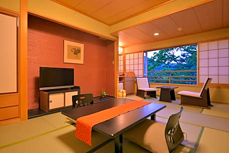 Standard Japanese-Style Room with Shower - Non-Smoking