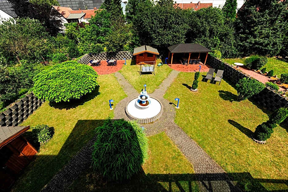 Hotel Opal