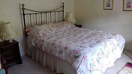 Hills Farm B&B Laugharne